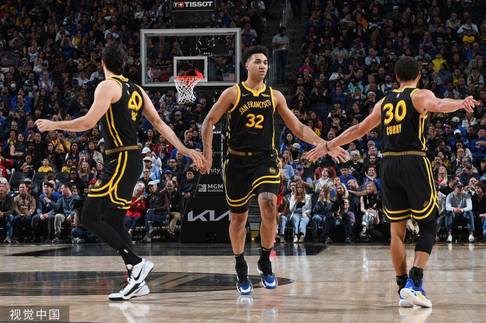 行过人迫使 行过人迫使